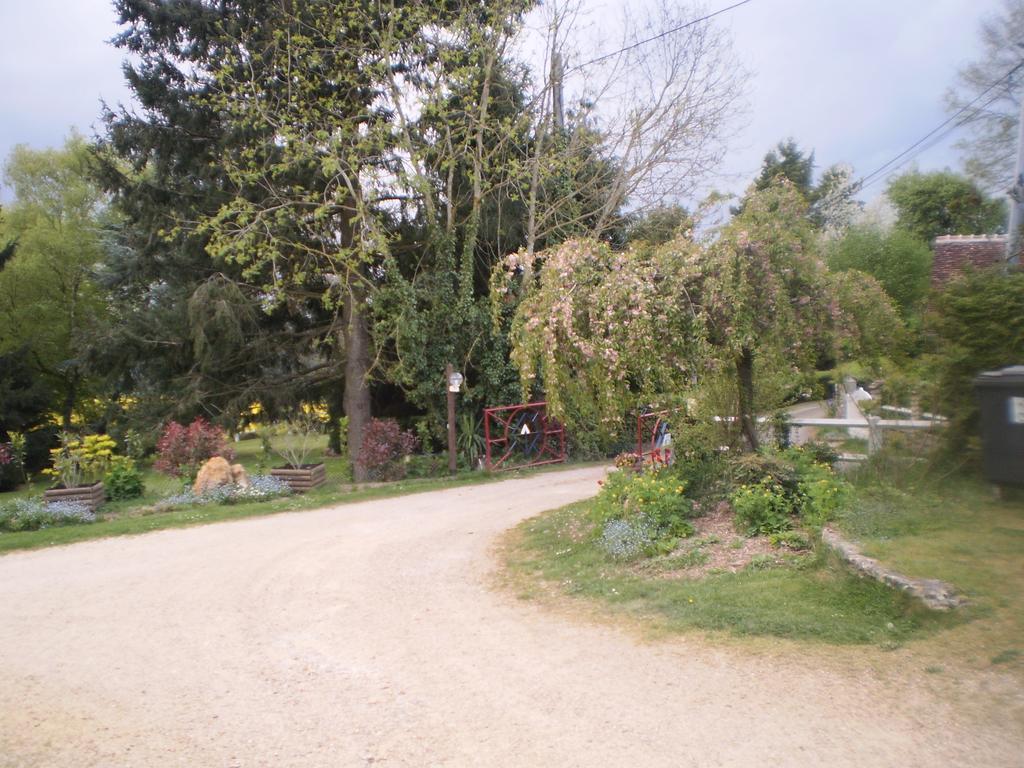 Camping Le Bois Jahan Brunelles Zewnętrze zdjęcie